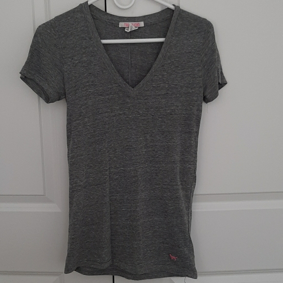 Pink Victoria's Secret T-Shirt - Picture 1 of 2